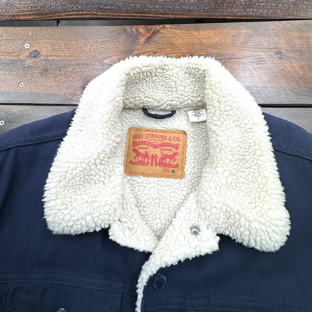 Levi's Men's‎ Premium Multi Pocket Snap Up Sherpa Coach Trucker Jacket Size Med